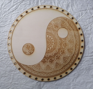 Preglejkové dno gravírované na opletanie 4mm Jin a Jang3 - Ø 28cm