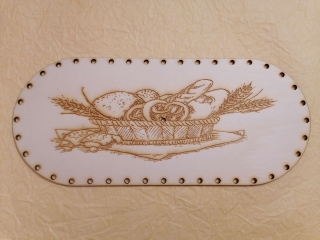Preglejkový poklop na chlebník oválny Kôš s pečivom 3mm - 30x13cm ( na knopku)