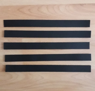 Kožený pás 2cm široký, dĺžka 30cm - čierny