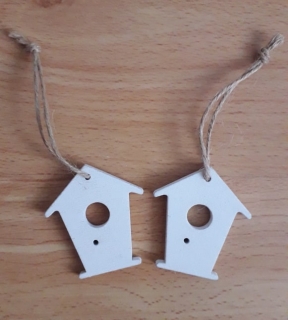 Výrez - Búdka drevená biela 5x5cm