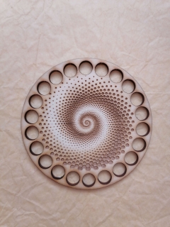 Preglejkový kruh gravírovaný na háčkovanie 3mm - Ø 30cm Mandala2