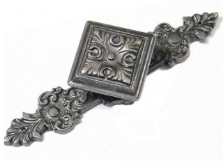 Úchytka patina