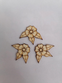 Drevený výrez - Kvet5  30x30x3mm