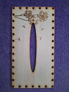 Kapesníkovník s otvorom č.1 - 25x13cm