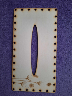 Kapesníkovník s otvorom č.5 - 25x13cm