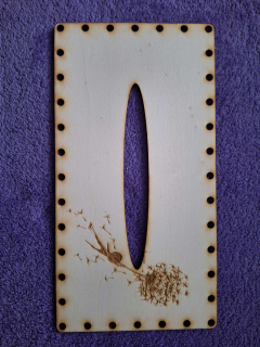 Kapesníkovník s otvorom č.13 - 25x13cm
