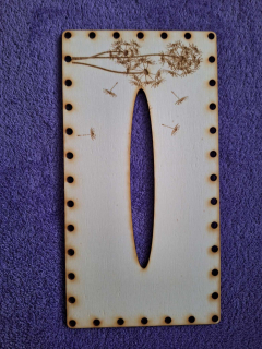 Kapesníkovník s otvorom č.20 - 25x13cm