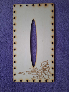 Kapesníkovník s otvorom č.21 - 25x13cm