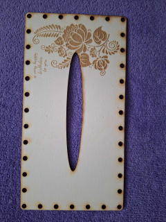 Kapesníkovník s otvorom č.31 - 25x13cm