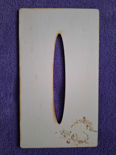 Kapesníkovník s otvorom bez dierok č.70 - 25x13cm