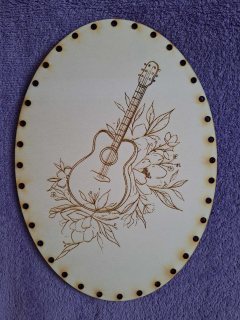 Preglejkové dno gravírované elipsa 4mm - 27x19cm Gitara