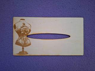 Kapesníkovník s otvorom bez dierok č.82- 25x13cm